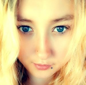 Meet your Posher, Marissa